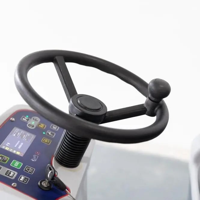 E1060R - самоходная поломоечная машина