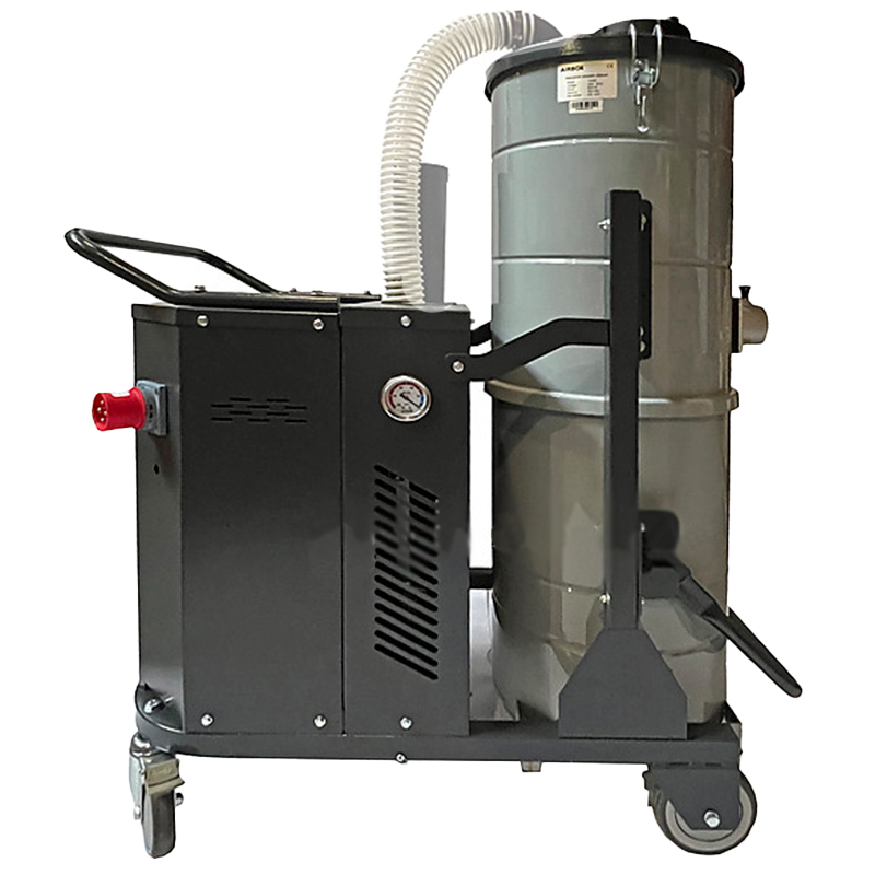 T4000 AUTOCLEAN - трёхфазный пылесос с автоочисткой