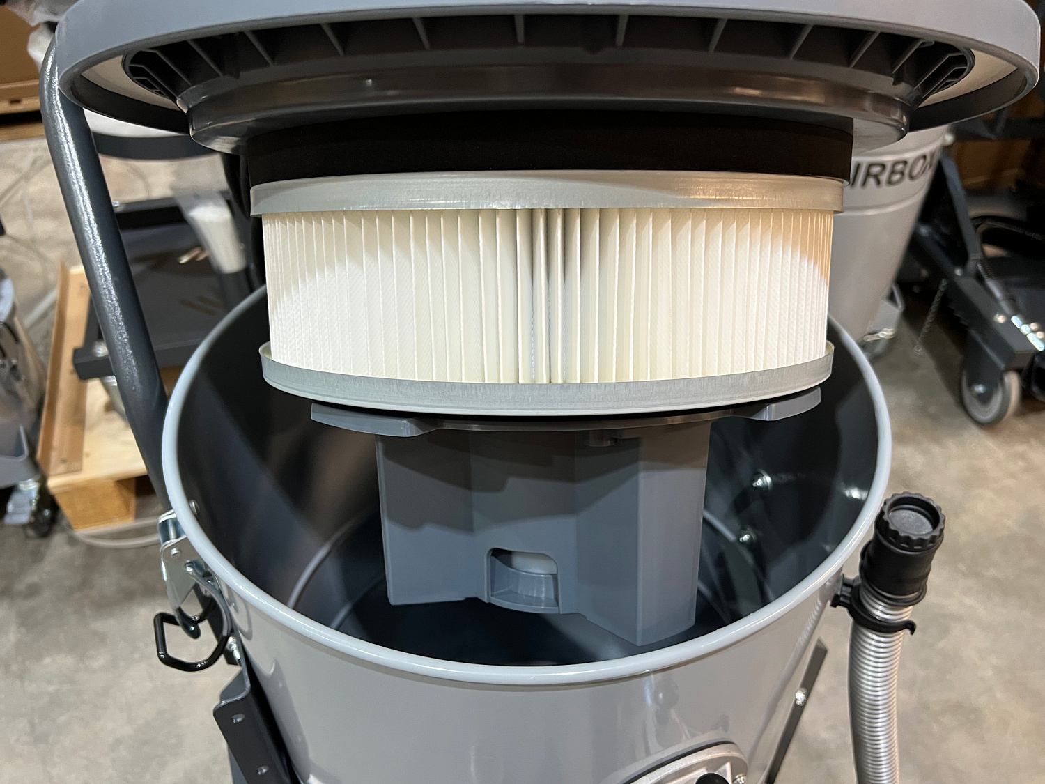 S3 L60 - пылесос для сухой и влажной уборки